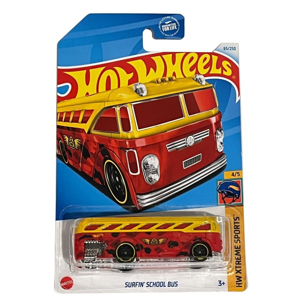 Hot Wheels Surfin' School Bus Extreme Sports 2021 4/5 Diecast Car 1:64